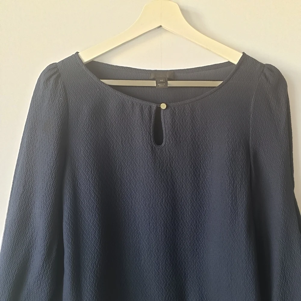 J crew collection women's 100% silk jacquard keyhole blouse size 00 long sleeve‎